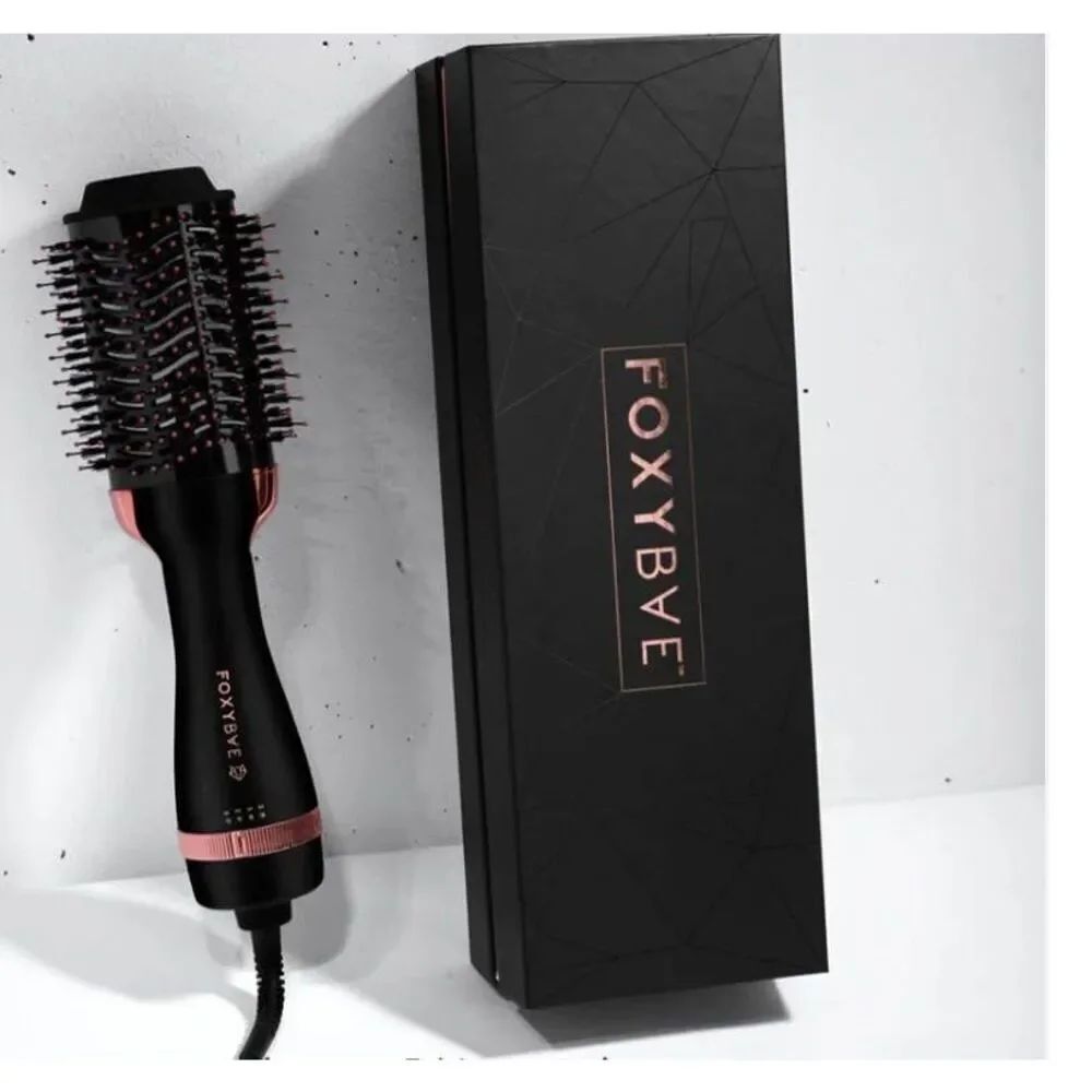 Foxbae Rose Gold Blowout Dryer Brush. In Box